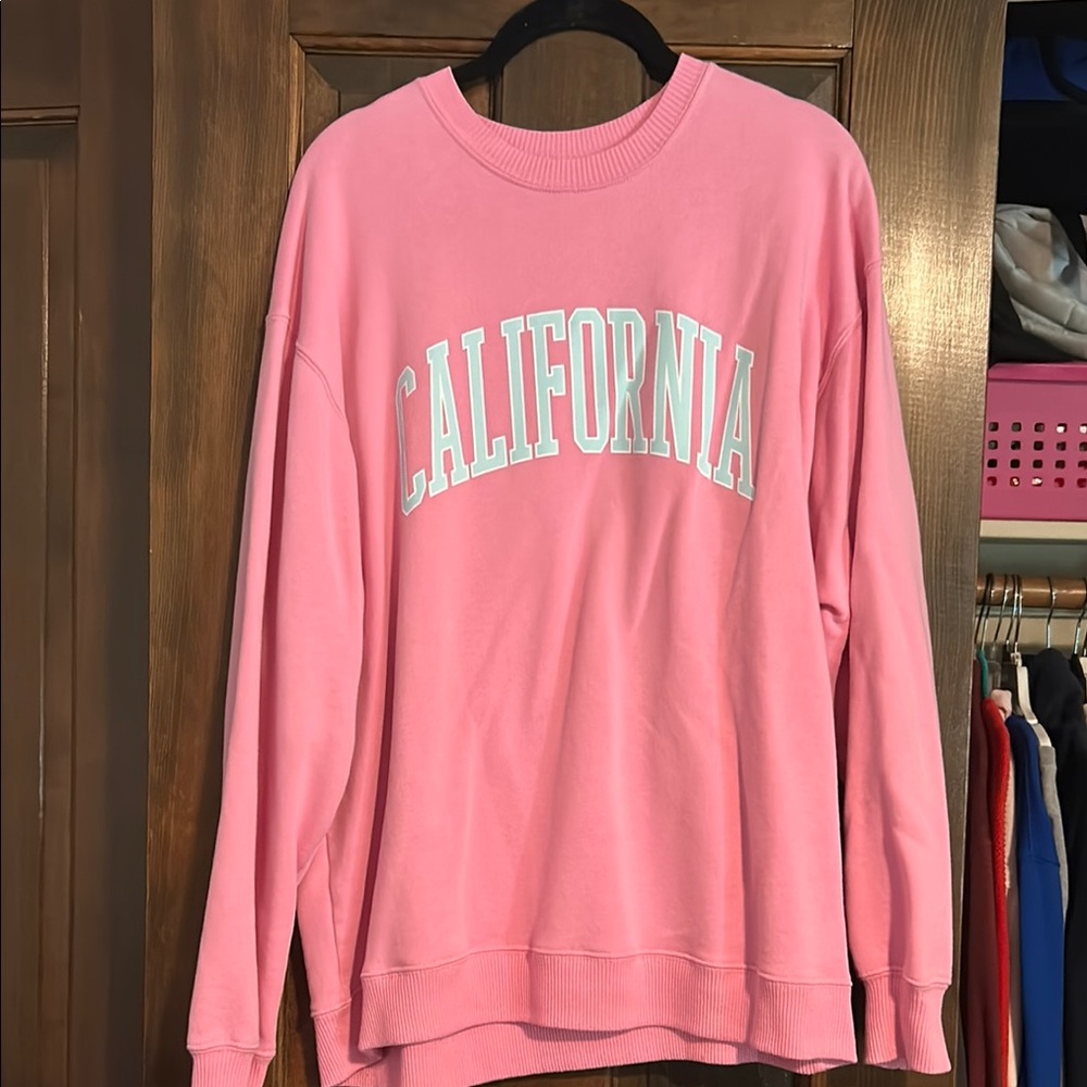 Hollister Pink Casual Sweatshirt